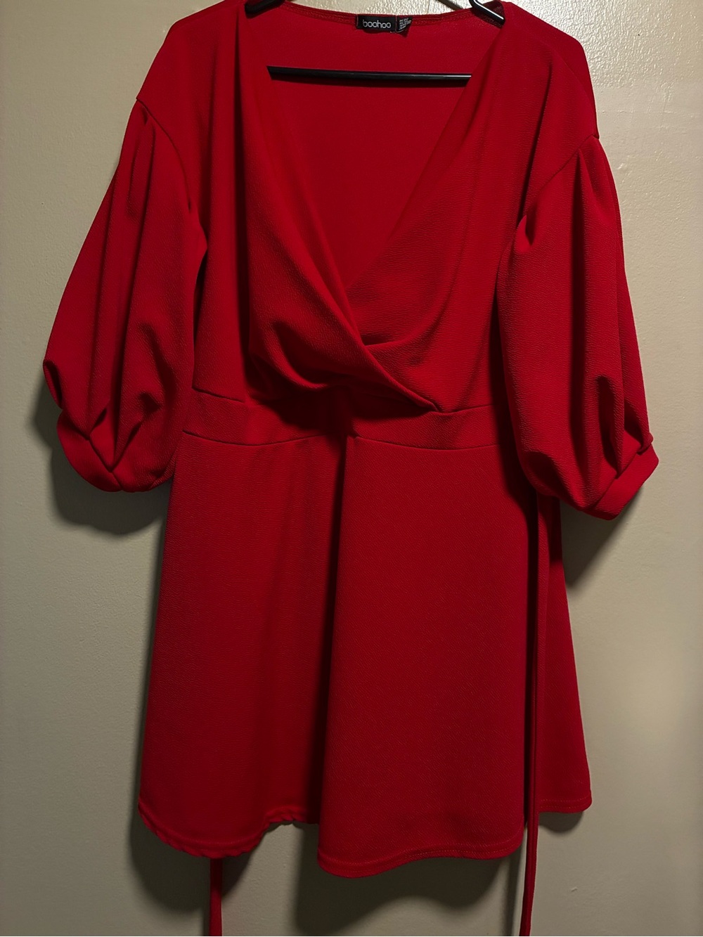 Boohoo Vibrant Red V-Neck Puff Sleeve Mini Dress
